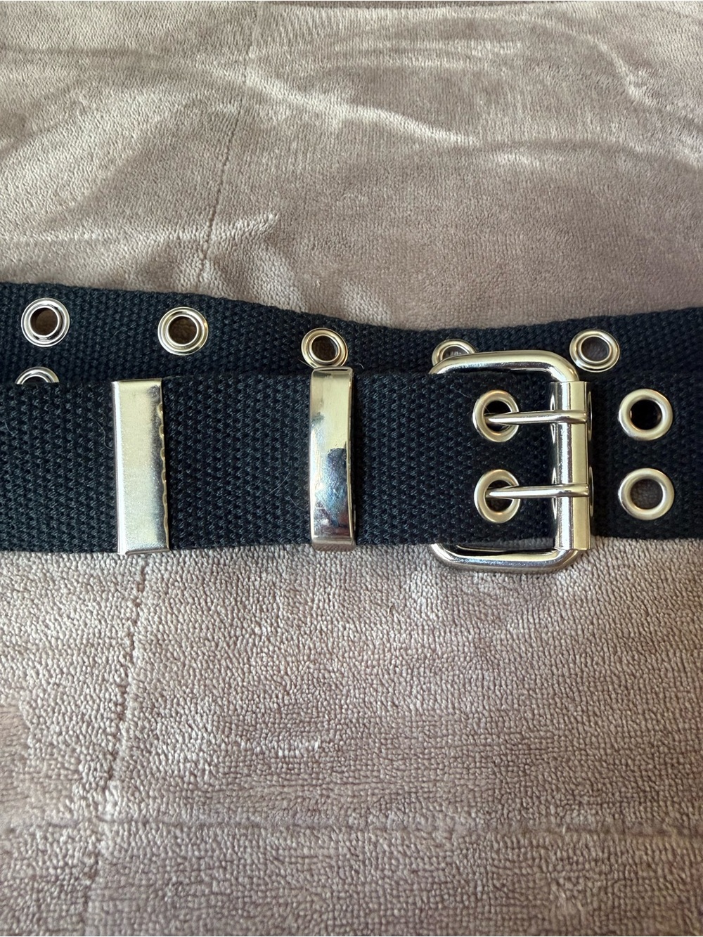 Black Double-Grommet Casual Belt with Silver Buckle - Picture 2 of 4